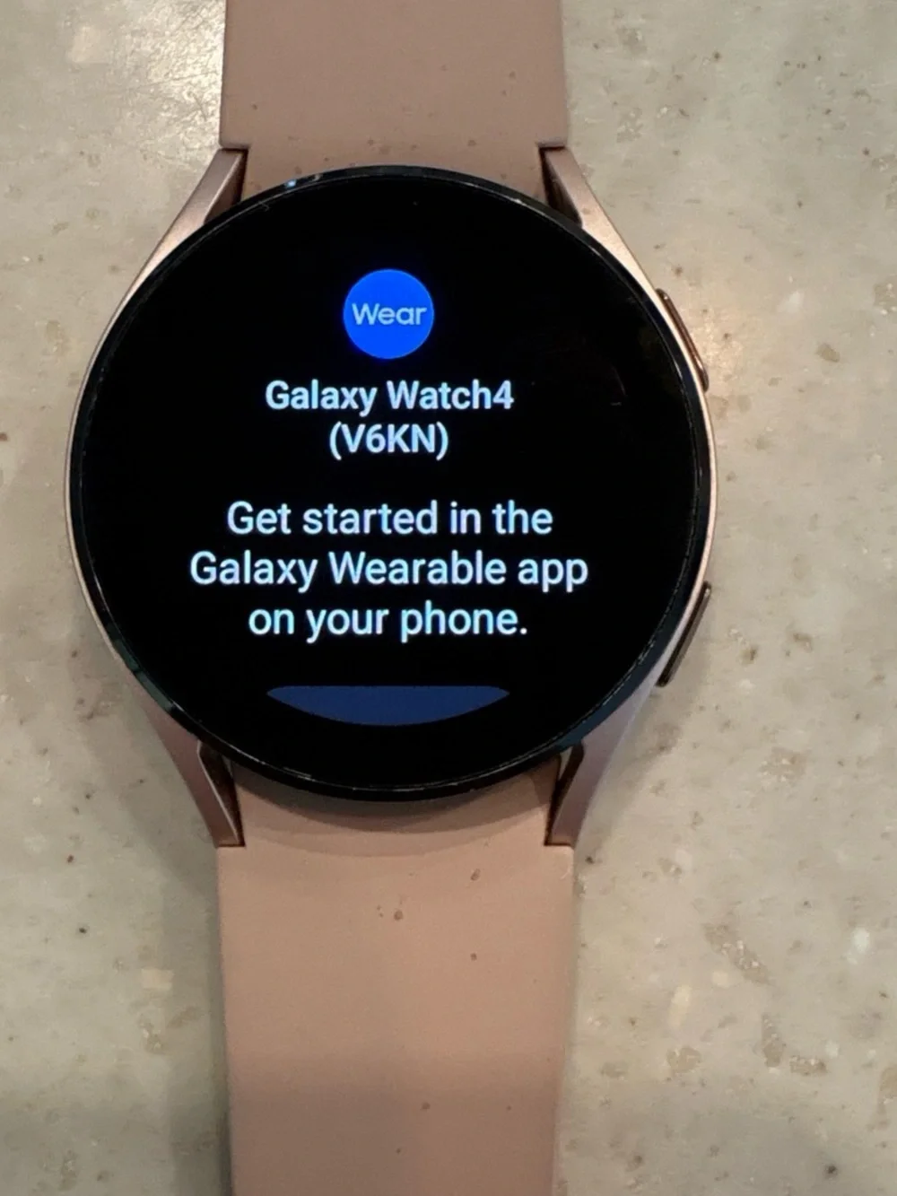 Samsung Galaxy Watch4 Classic in Rose Gold Pink Strap